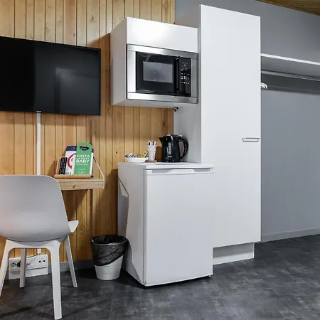 Ξενοδοχείο Place To Sleep Liminka